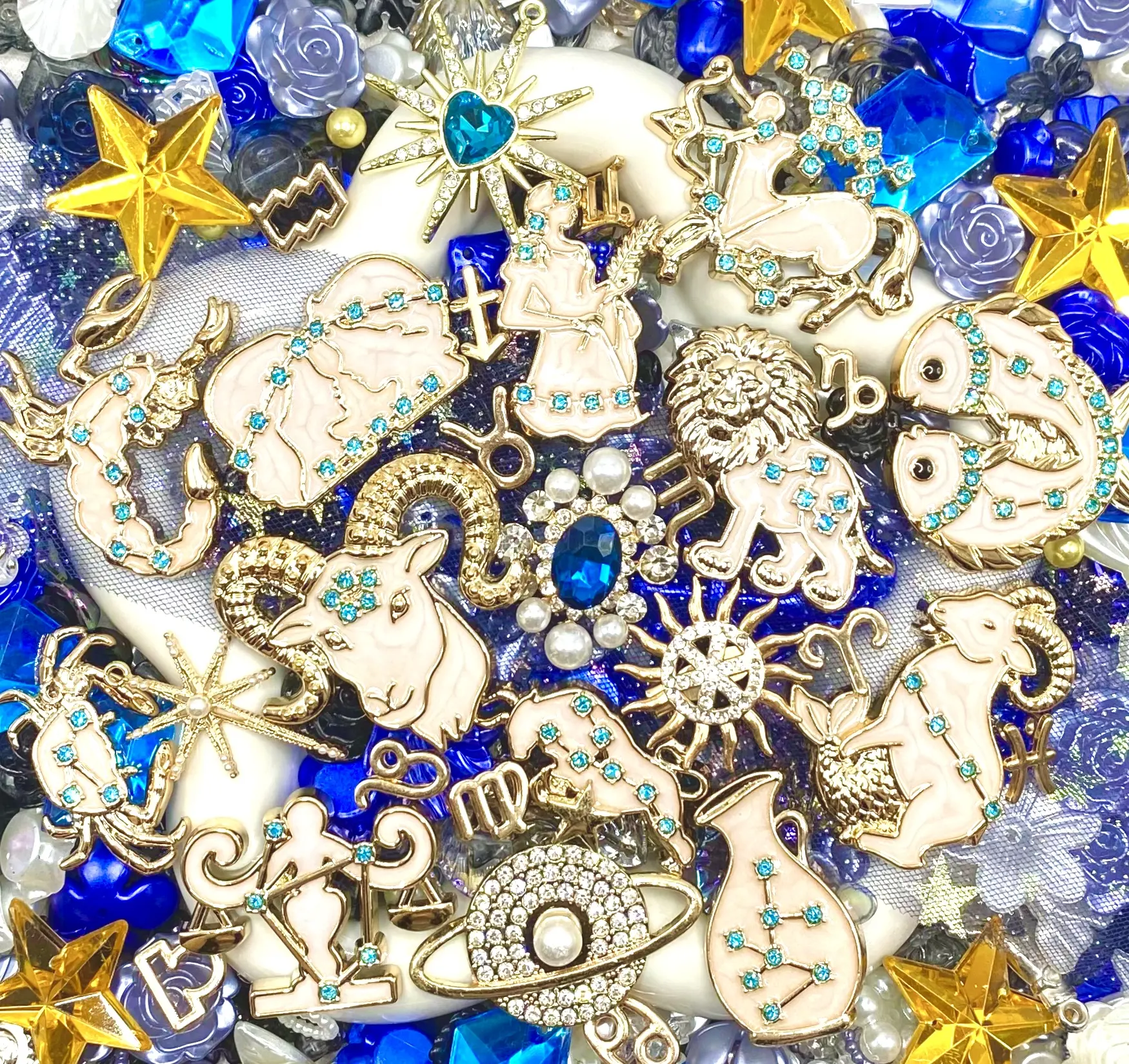 What's Your Sign - Junk Live Mix- Junk Mix Rhinestone Alloy, ABS & Acrylic Charms – Sparkly Decorative Pieces for DIY Phone Cases, Decoden Cream & Resin Crafts