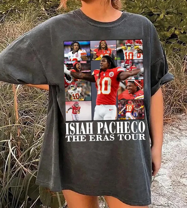 Vintage Isiah Pacheco Shirt, Football Fan Gifts, Retro American Football Bootleg Gift, Vintage Oversized Sport Tee, Football Sweatshirt