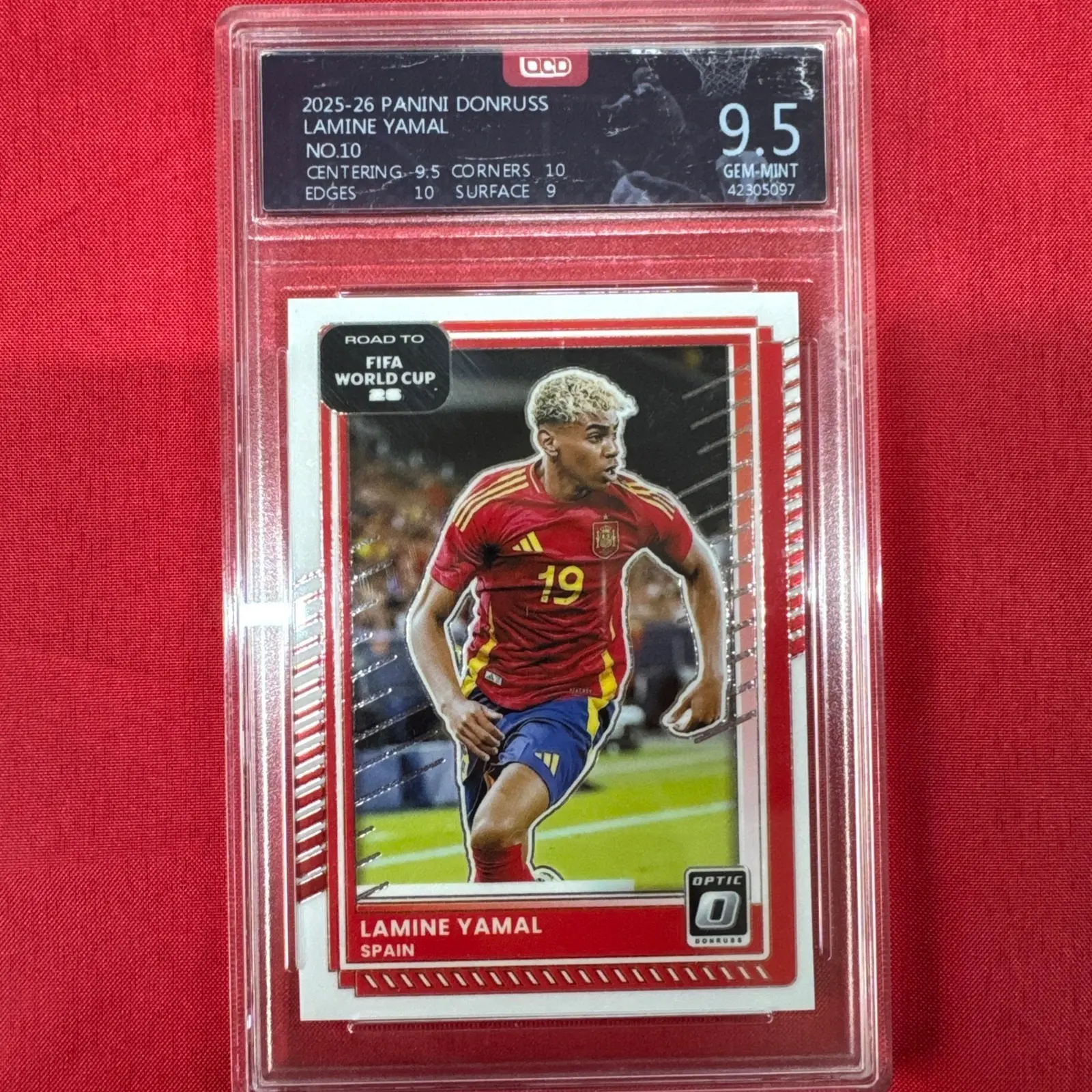 2025-26 Panini Donruss Road to FIFA World Cup - Lamine Yamal #10 Optic - OCD Gem Mint 9.5 - Graded Slab