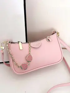 Niche design sweet pink strawberry chain shoulder crossbody bag, elegant shoulder bag, exquisite  cute all-match crossbody small square bag, strendy with multiple colors to choose from, suitable for daily commuting, shopping, afternoon tea, etc.