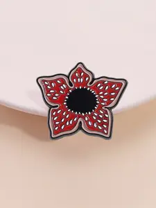 Stranger Things Brooch Demogorgon Re-Creation, Dark Fantasy Design, Exclusive Collector's Item for Fans, Unique Jewelry Accessory, Flower Brooch