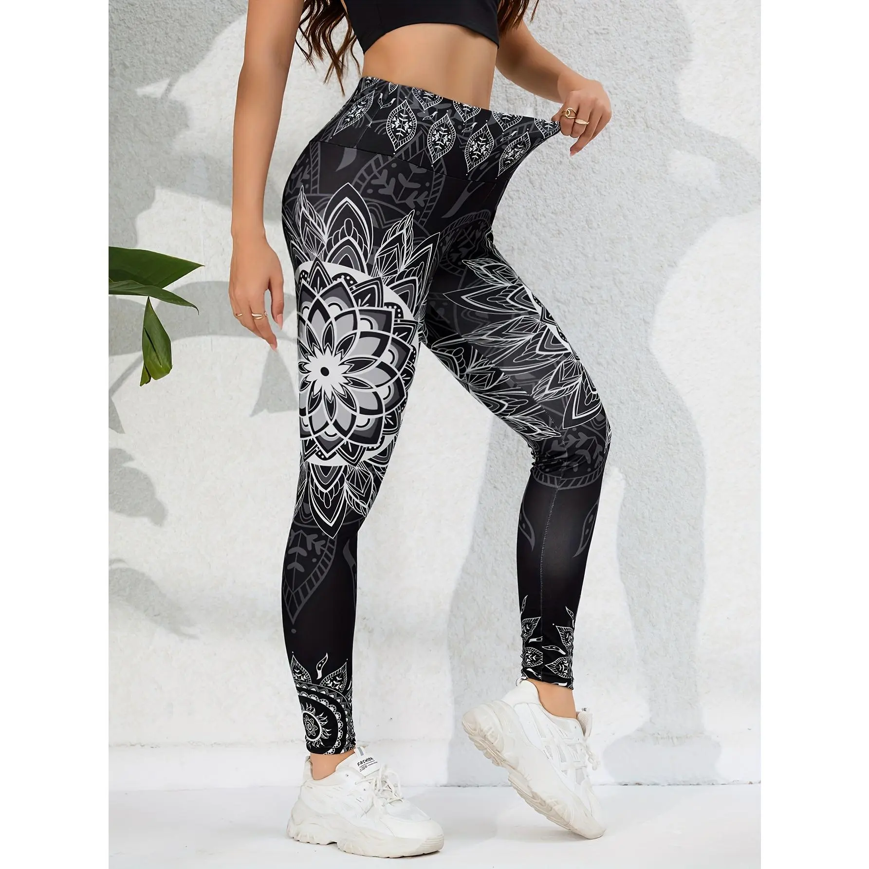 Women's Lotus Flower Print Yoga Leggings, High Waist Skinny Fit Tummy Control Pants for Athleisure & Fitness, Body Goals, Fitness Trousers, Athleisure Fitness Pants