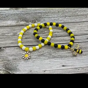 Bumble bee beaded charm stretch bracelet set,  jewelry set, handmade