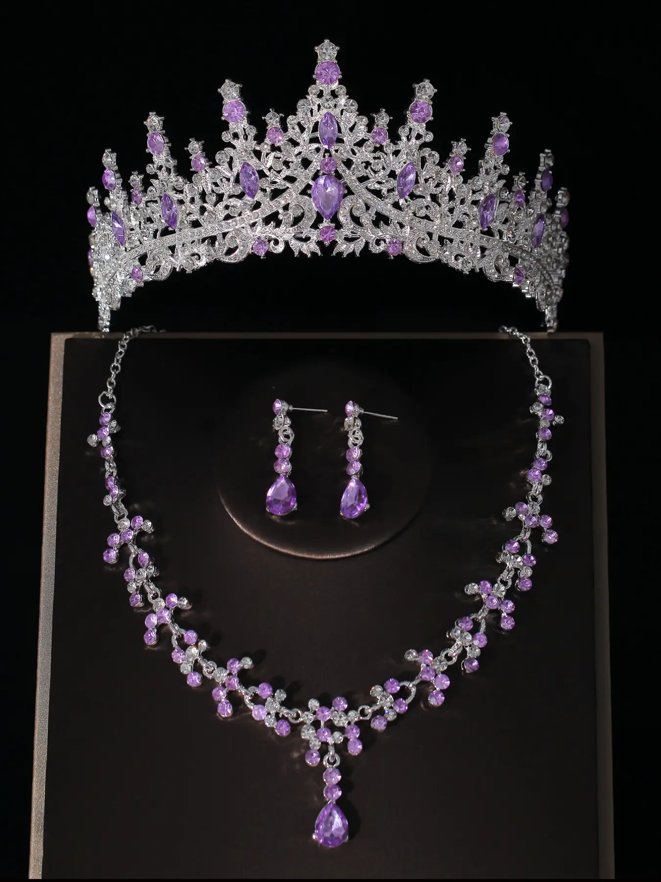 A set of atmospheric purple diamond bridal crown with simple water droplet necklace and earrings, 4-piece wedding accessory Jewelry Set, Bride Jewelry Set For Wedding Day, Wedding Jewelry Sets For Brides, suitable for wedding parties and gatherings