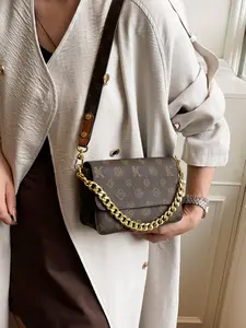 Women's 2026 New Large Capacity Graphic Handbag, Luxurious High-Value Crossbody Bag for All Seasons, Fashionable Adjustable Strap Bag, Chain Detail Crossbody Bag, Flap Crossbody Bag, Faux Leather Crossbody, Fashionable Patterned Bag
