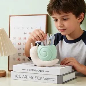 Cute Snail-Shaped Pen Holder Kawaii Desk Organizer Multi-Functional Storage Bucket for Pens, Makeup Brushes & Stationery Adorable Cartoon Design Perfect for Office, Dorm & Vanity Ideal Gift for Students & Beauty Lovers -RR