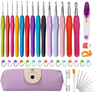 Crochet Hooks RealPlus 14 Pcs 2mm(B)-10mm(N) Ergonomic Crochet Hook Set for Arthritic Hands, Crochet Kit for Beginners with Soft Grip, Large Crocheting Needles with Purple Case