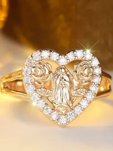 Heart-shaped white diamond Mother Mary flower ring, Heart cluster ring, a popular choice in Europe and America, a niche, lightweight, luxury-feel ring for wholesale purchase.