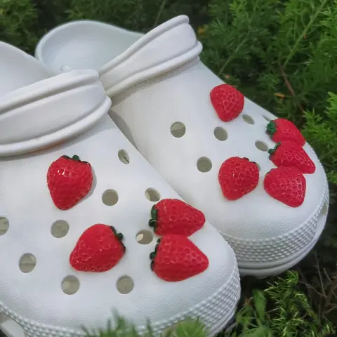 9pcs/set Cute Strawberry Design Shoe Decoration Charms, Fruit Shoe Decorations for Clogs, Kawaii Shoes Accessories