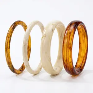 Women's 4-Count Acrylic Bangles Set - Irregular Resin Chunky Geometric Thick Bracelets, Retro Boho Stackable Statement Jewelry for Daily Female Wear, Maillard Brown, No Excess Promotional Flair