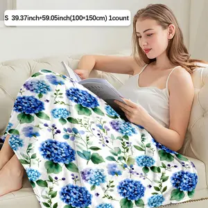 Blue Hydrangea Theme Blanket, Soft Flannel Throw for Christmas & Mother's Day, Ideal Gift for Friends, Home & Travel Use, 180x220cm