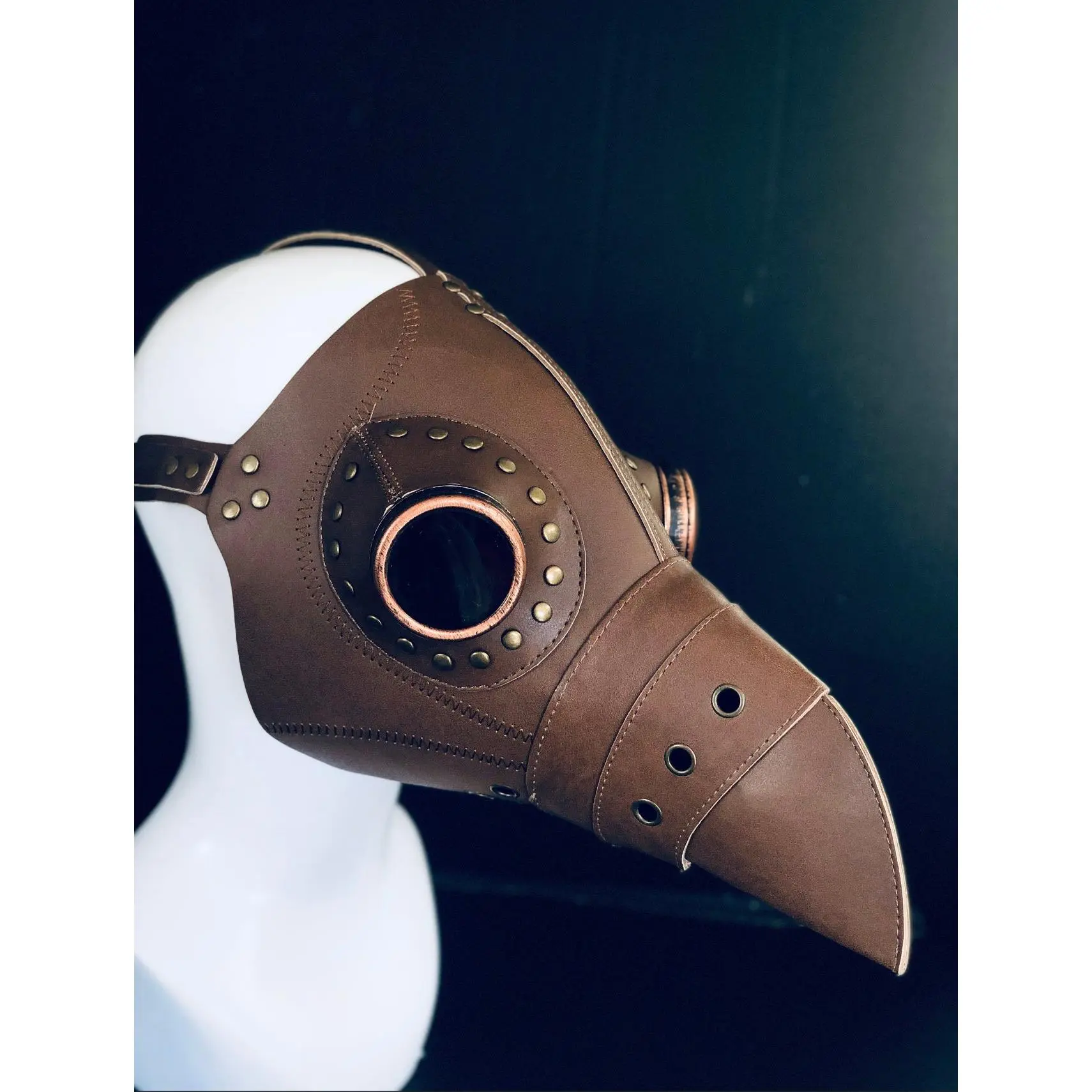 Parrot Plague Mask - Brown