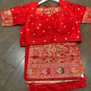 Khaddi Dola silk Saree with Blosue