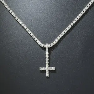 Rhinestones Cross Pendant Neck Chain For Hip Hop Enthusiasts, Versatile Upside Down Cross Necklace For Everyday Wear, colgante decru, crucifix, silver tone, gift for woman and men