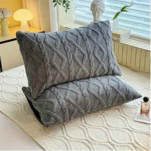 2pcs Soft Flannel Pillowcases with Geometric Taffeta Weave - Beige & Gray All-Season Pillow Covers, Suitable for Bed Sofa, Bedroom Decoration, machine Washable, Warm and Comfortable, Decorative Pillows, Bedding Accessories