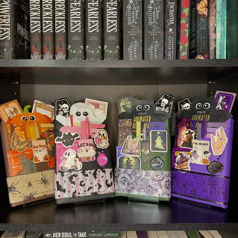 Blind Date with a "BOO"k | Book Basket Gift | Handpicked Personalized Gift | Book Lovers | Spicy | Dark Romance | Romantasy | Horror |