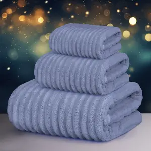3-piece candy-fleece towel set, including towels, face towels, and bath towels. Soft and absorbent, suitable for daily use, bathroom, shower, and yoga. Blue.