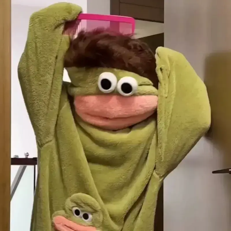 Unique plus size pajamas with comb, fun themed jumpsuit, thick sausage fur robe, home clothes, jumpsuit and washable wig, suitable for both men and women as Valentine's Day giftsRAIMENTRY Unique plus size pajamas with comb, fun themed jumpsuit, thick sausage fur robe, home clothes, jumpsuit and washable wig, suitable for both men and women as Valentine's Day giftsRAIMENTRY