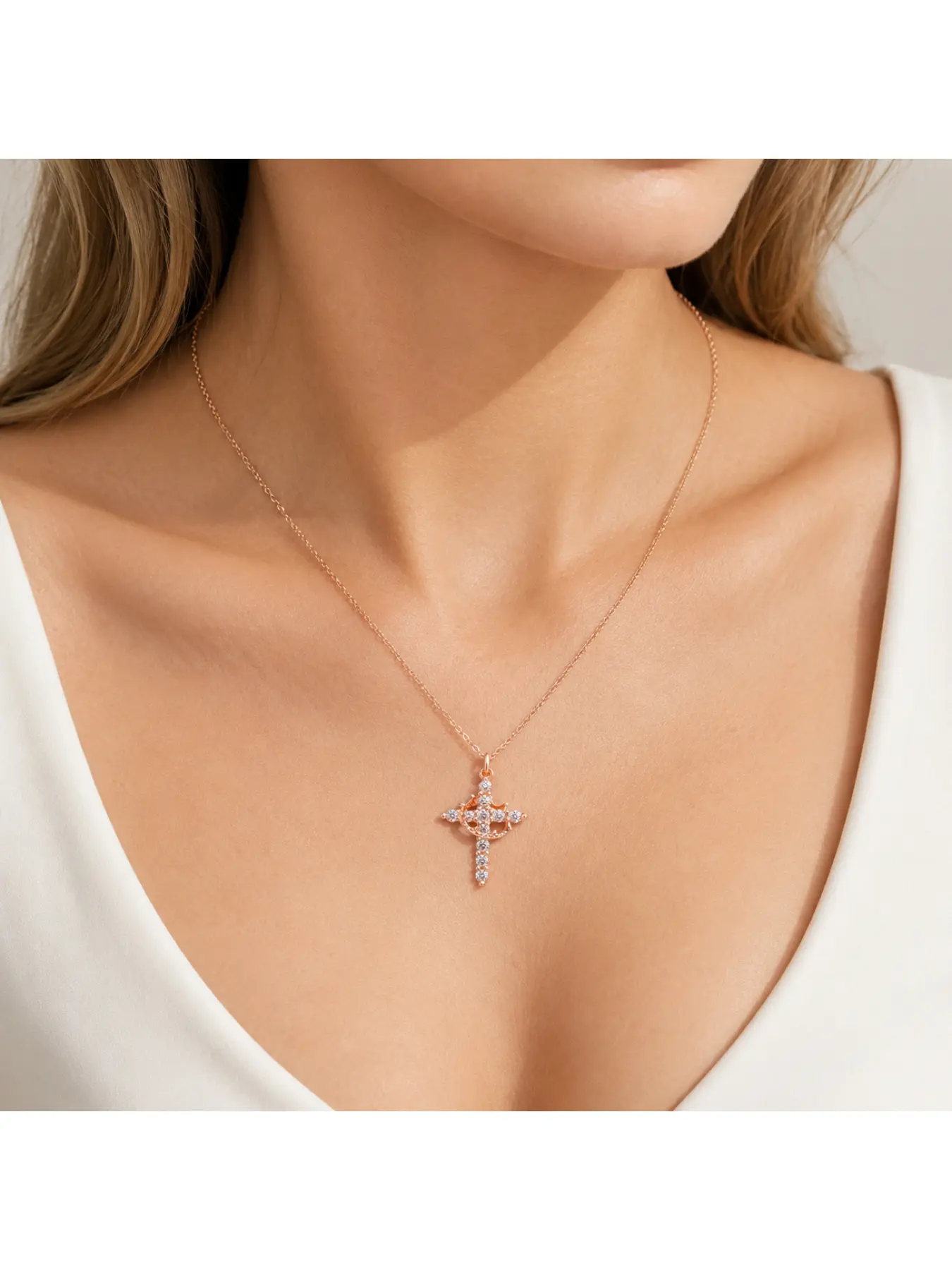Luxury Crown Cross Pendant Necklace for Women Girls, Gold Silver Rose Gold Crystal Choker Jewelry, Trendy Sparkling Faith Necklace for Christmas Halloween Birthday Anniversary Valentines Day Gift for Wife Girlfriend Mom, Elegant Party Daily Outfit Access