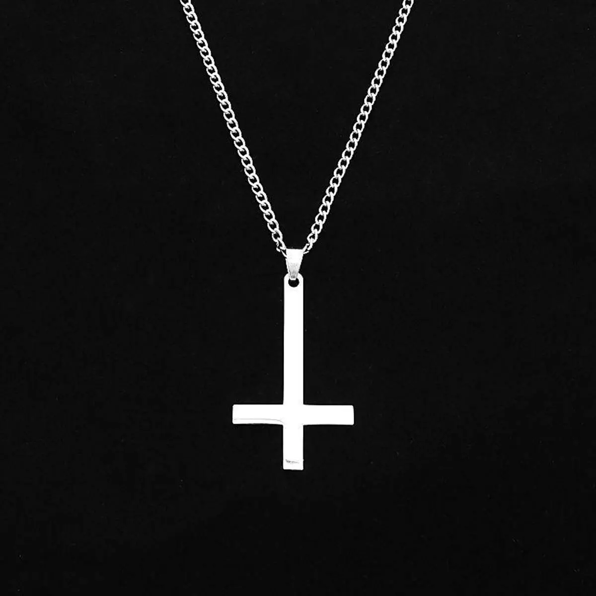 Simple Cross Necklace Retro Fashion Design Reverse Cross Necklace Pendant Punk Hip-Hop Couple Accessories