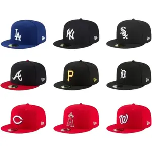 New Era MLB New York Yankees 9FIFTY Snapback Hat, Flat Brim High Crown Design, Premium Cotton Fabric, Raised Embroidered Logo, Adjustable Snapback Hat for Men Women, Urban Streetwear Cap, Gorras Urbanas