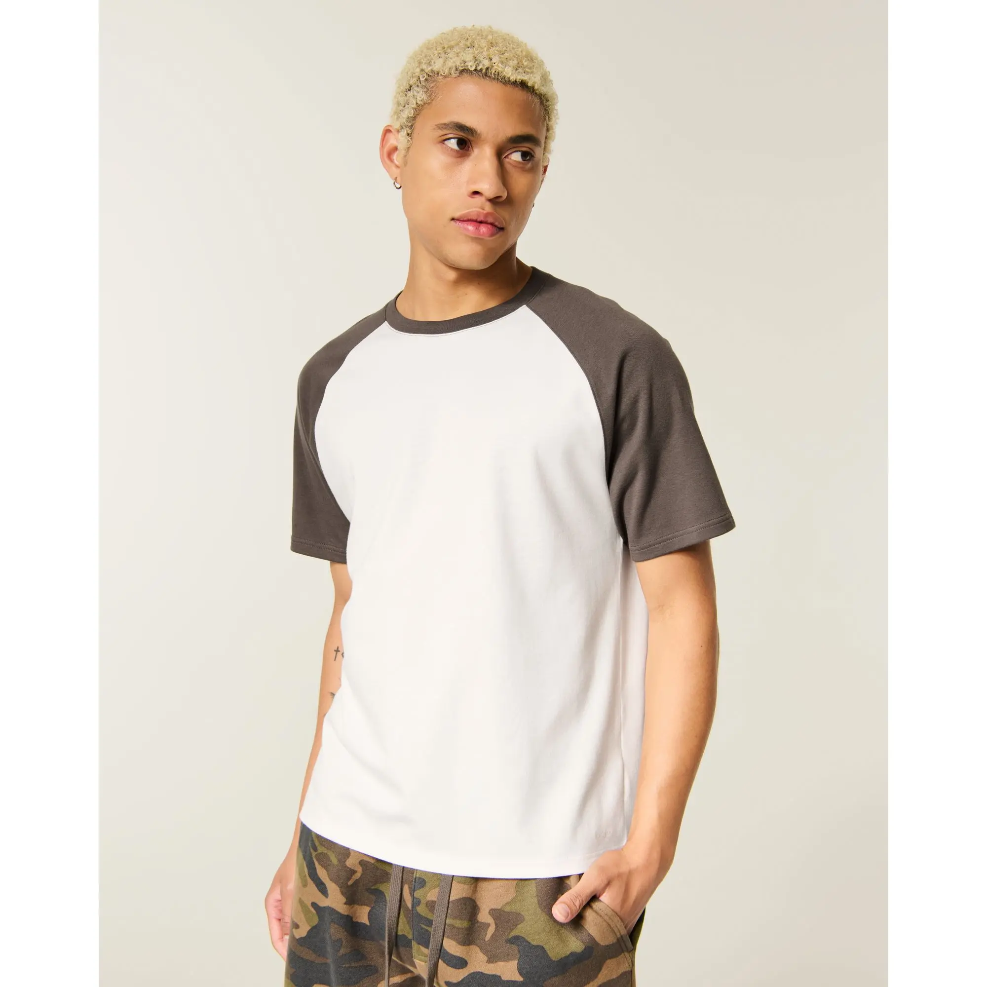 Hollister Relaxed Everyday Tee