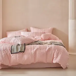 Baroque Embossed Pattern Bedding Set, Elegant Bedroom Decor, All-Season Comfort, Includes Duvet Cover and Pillowcases, Perfect Gift