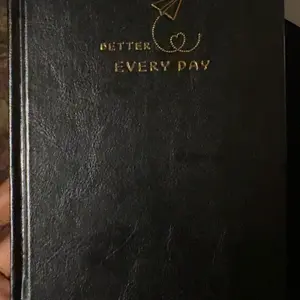 365-Day Goal Tracker & Self Improvement Journal - 1 Year Goal Tracking, 180° Open Writing, 192 Pages, 365 Growth Days, Perfect Adulting Gift (Humanities & Social Sciences Book)