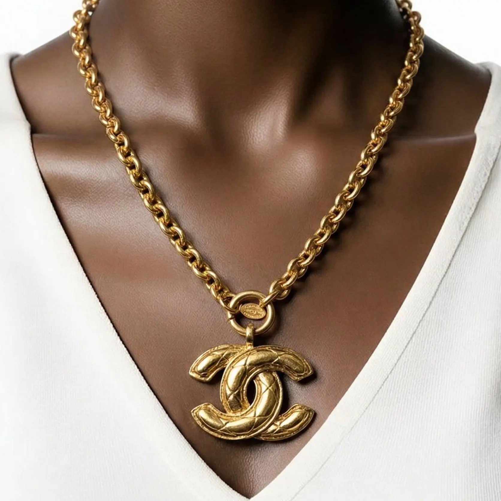 Pre-owned CHANEL Metalasse Interlocing CC 24K Gold Plated Necklace