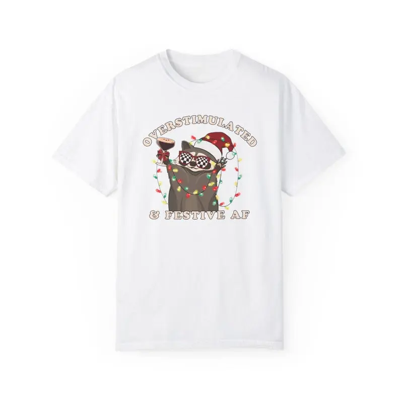 Overstimulated & Festive AF Raccoon Christmas Shirt Espresso Martini Tangled Lights Funny Weirdcore Meme Gift Shirt