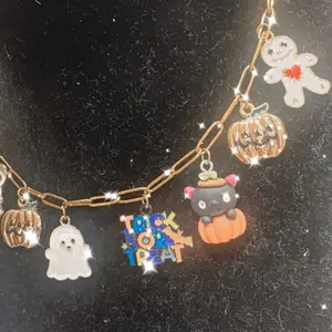 Trick or treats  Halloween Charmed Necklace for Women Custom Charm Jewelry Paperclip Gold Necklace Design Fashion Lobster Clasp Cute Trendy Shine Metal Coating