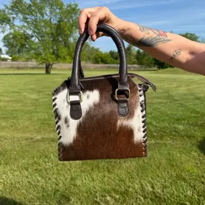 Small Cowhide Speedy
