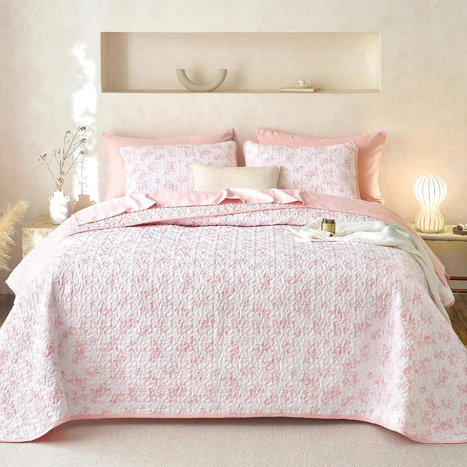 - Floral Quilt Set, Shabby Chic  Cottagecore Vtage Flower for Women Teen Girls, Reversible Lightweight Bedspread Coverlet, 3 count, Pk, Tw/Tw XL Size
