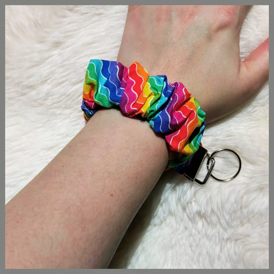 Scrunchie Wristlet Keychain || Rainbow