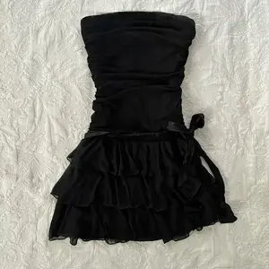 Women tube top dress high fashion  casual new cute bow chic aesthetic solid color Y2K emo girls summer new slim dress summer  outfits