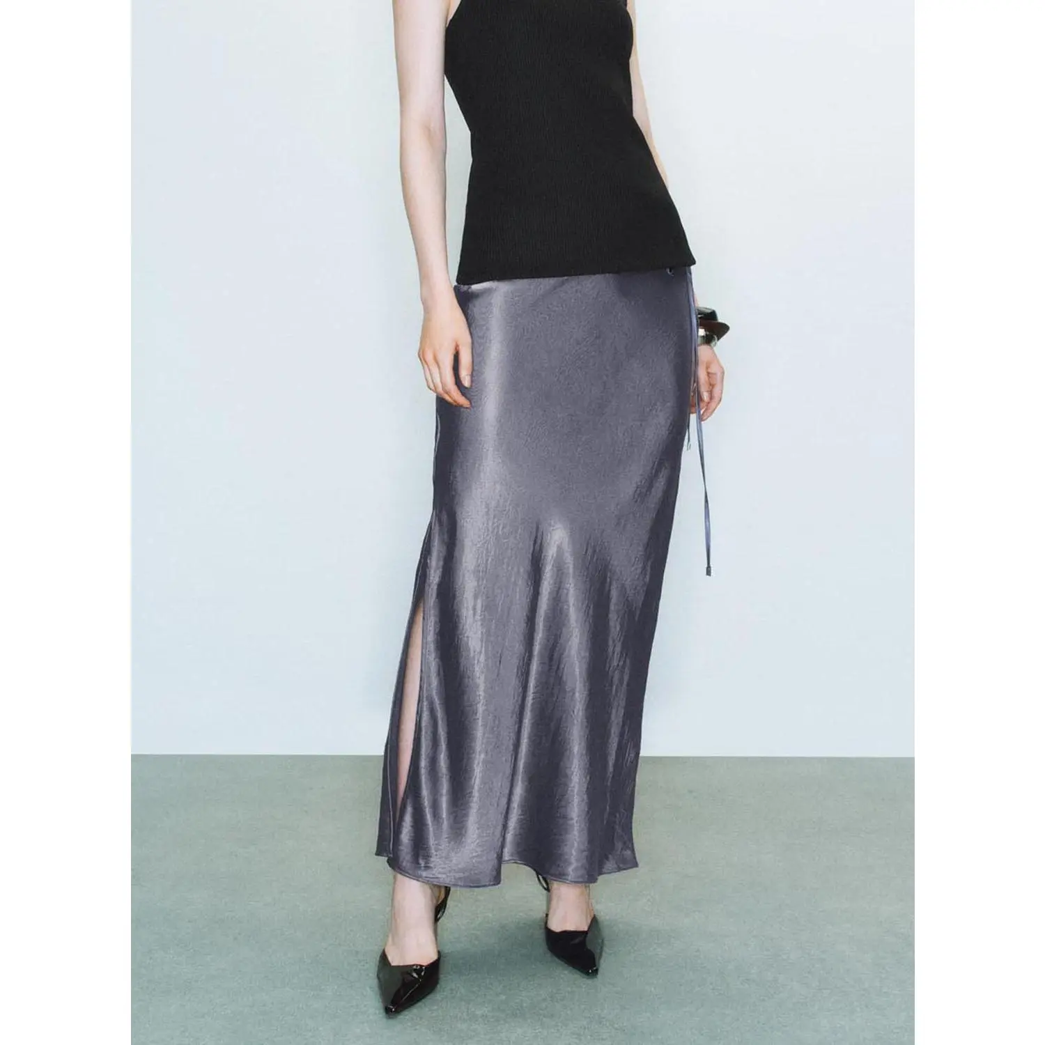 Women's Fitted Minimalist Stretch Skirt - Formal Fashion Skirt, Maxi Length, Stretchy Straight Slit Hem, Comfortable Fabric, Urban Revivo Women's Bottoms, Stretch Skirts