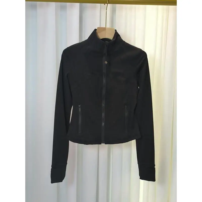 Women's Silver Color Zipper Jacket, Short Sleeve Stand Collar Yoga Coat, Slim Fit Breathable Quick-Dry Sun Protection Outerwear, Sports Jacket Women's Silver Color Zipper Jacket, Short Sleeve Stand Collar Yoga Coat, Slim Fit Breathable Quick-Dry Sun Protection Outerwear, Sports Jacket