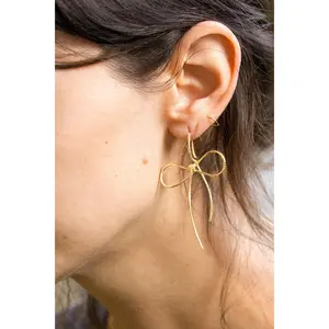 Put a Bow on it Earring Gold