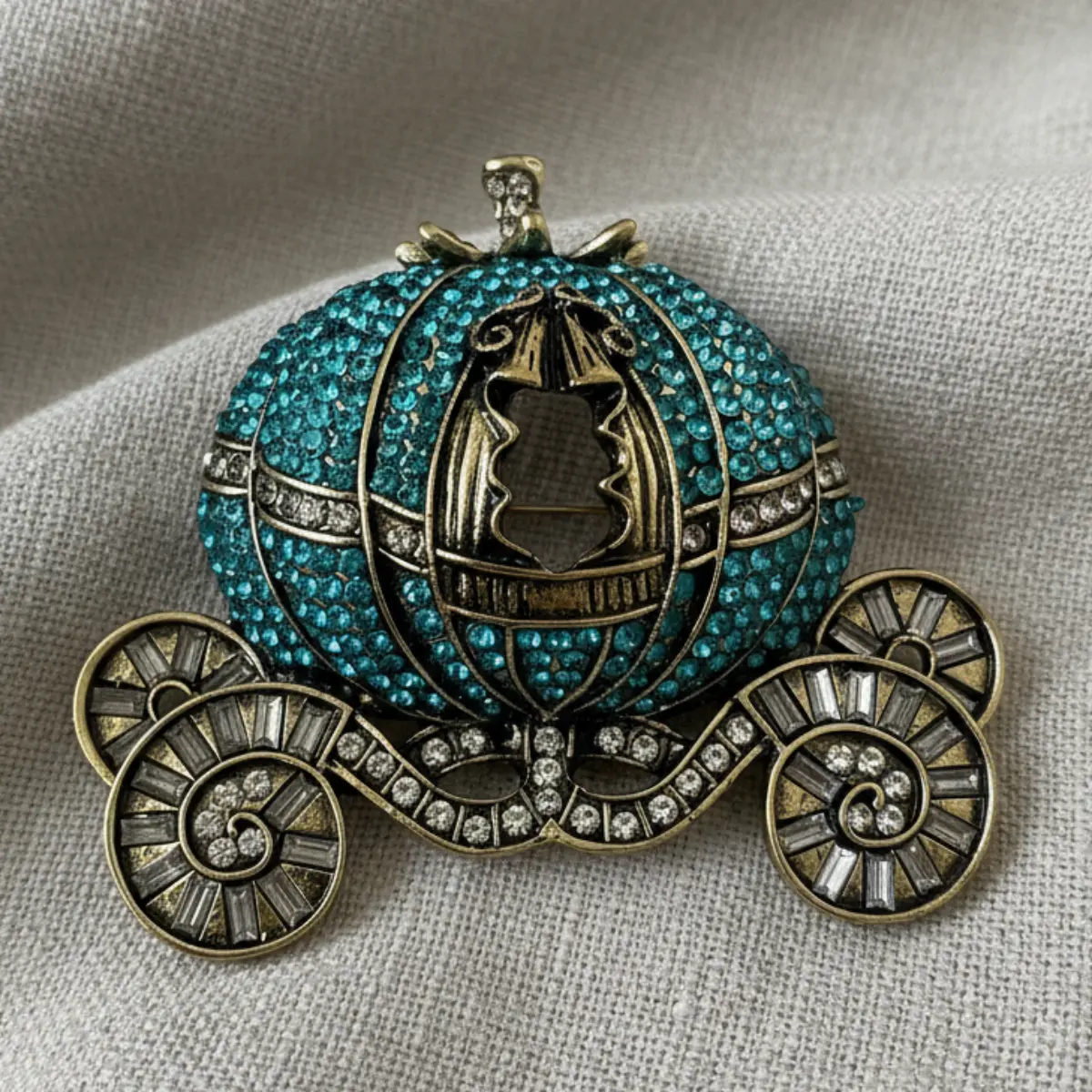Crystal Pumpkin Coach Brooch Pin - Cinderella's Enchanted Carriage