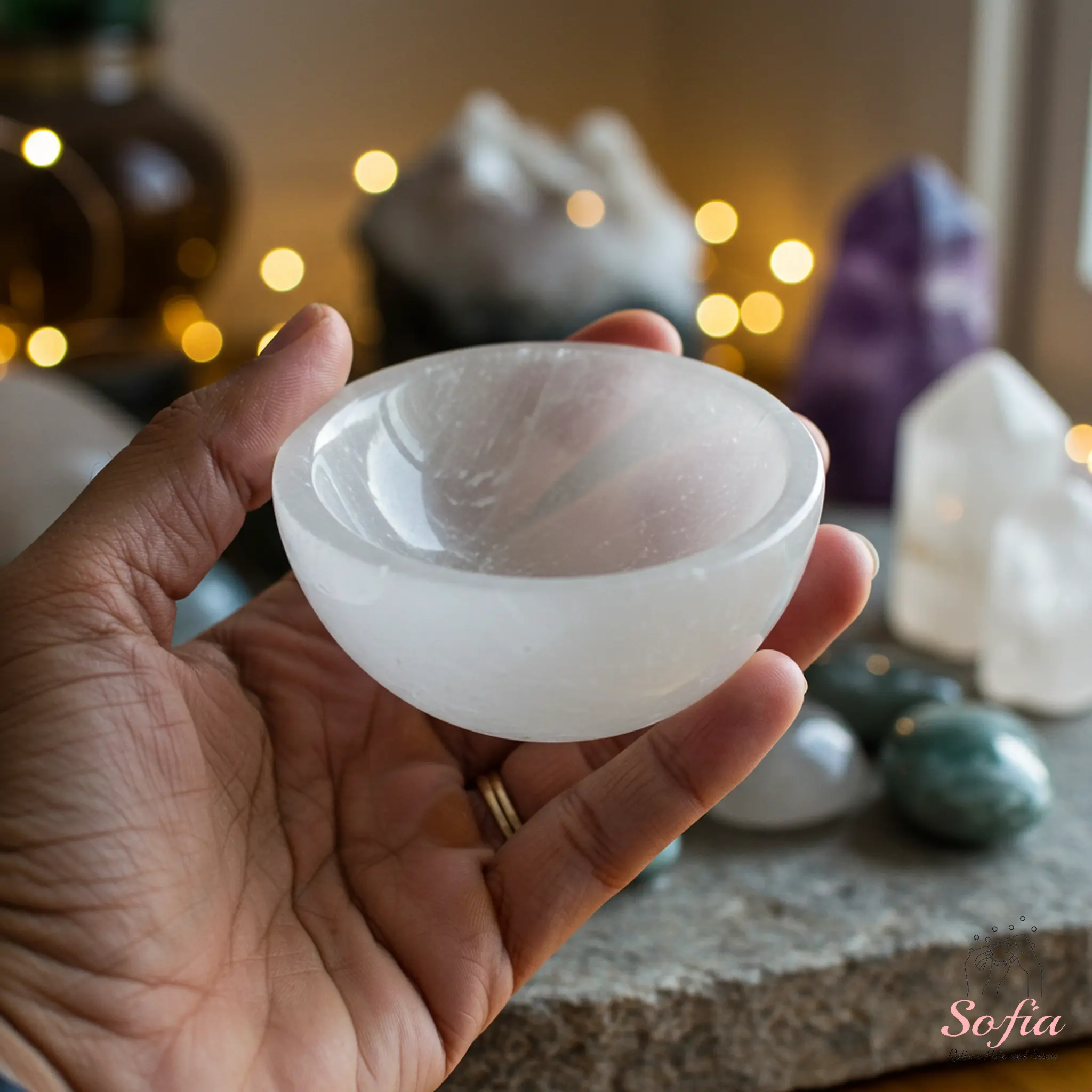 Sofia Natural Selenite Crystal Bowl Charging Bowl Handcrafted Satin Spar Gemstone Charging Station Mineral Specimen Home Desk Decoration