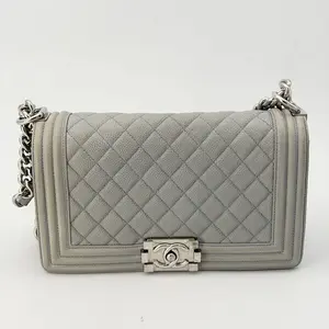 Pre-owned CHANEL caviar Crossbody Bags Quilted Medium Boy Flap