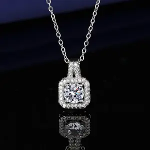 Fashion Princess Square Halo Simulated Moissanite Pendant Necklace for Women Sparkly Cubic Zirconia Crisscut Chain Everyday Layered Jewelry Gift for Her S925