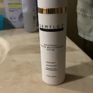 Product Review of DRMTLGY Physical Tinted Moisturizer SPF44 2 fl oz Water-Resistant Sunscreen from e**e