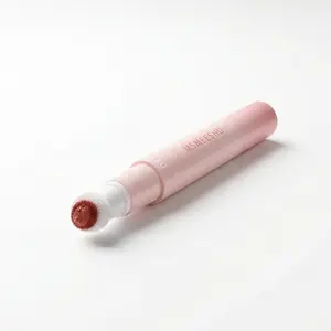 Matte Smoky Lipstick, Fluffy Brush Head, Long-Lasting Formula, No Fading Effect, Perfect for Daily Use, Suitable for Women & Professionals, Flawless
