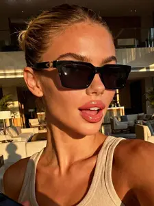 Women's PC Sunglasses with Arrow Tip Legs, Square Frame Design, Casual & Versatile Style, Perfect for Daily Wear