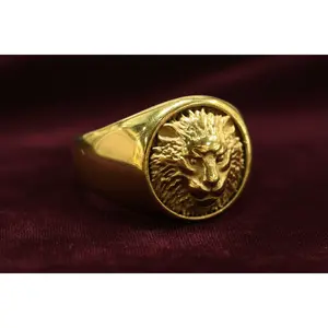 Ring: Gold lion