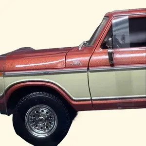 Maisto 1/18 Diecast 1979 Ford F150 Light Brown/Cream , Special Edition