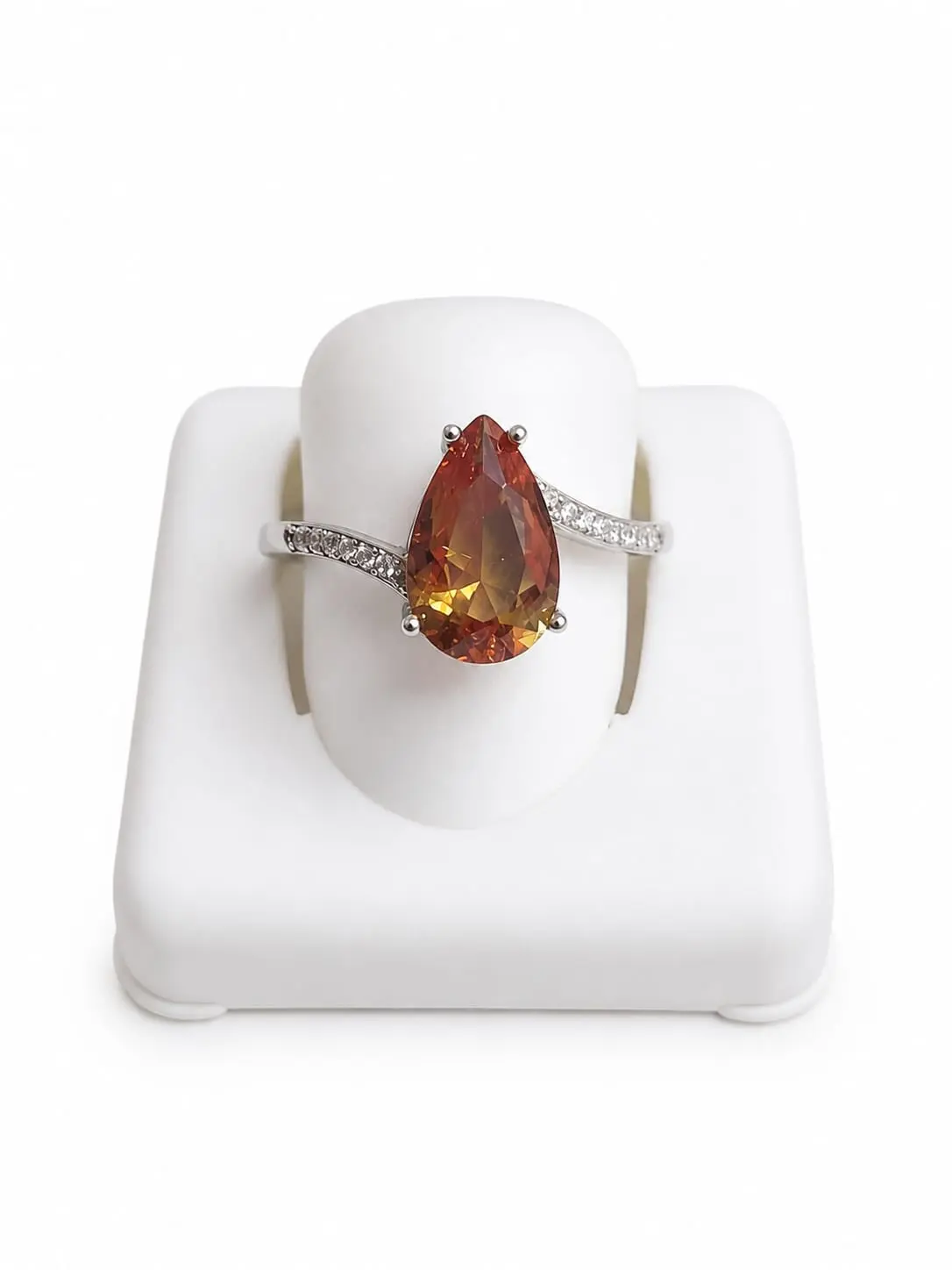 Anillo gota de sultanita plata 925 / 925 sterling silver drop ring sultanate