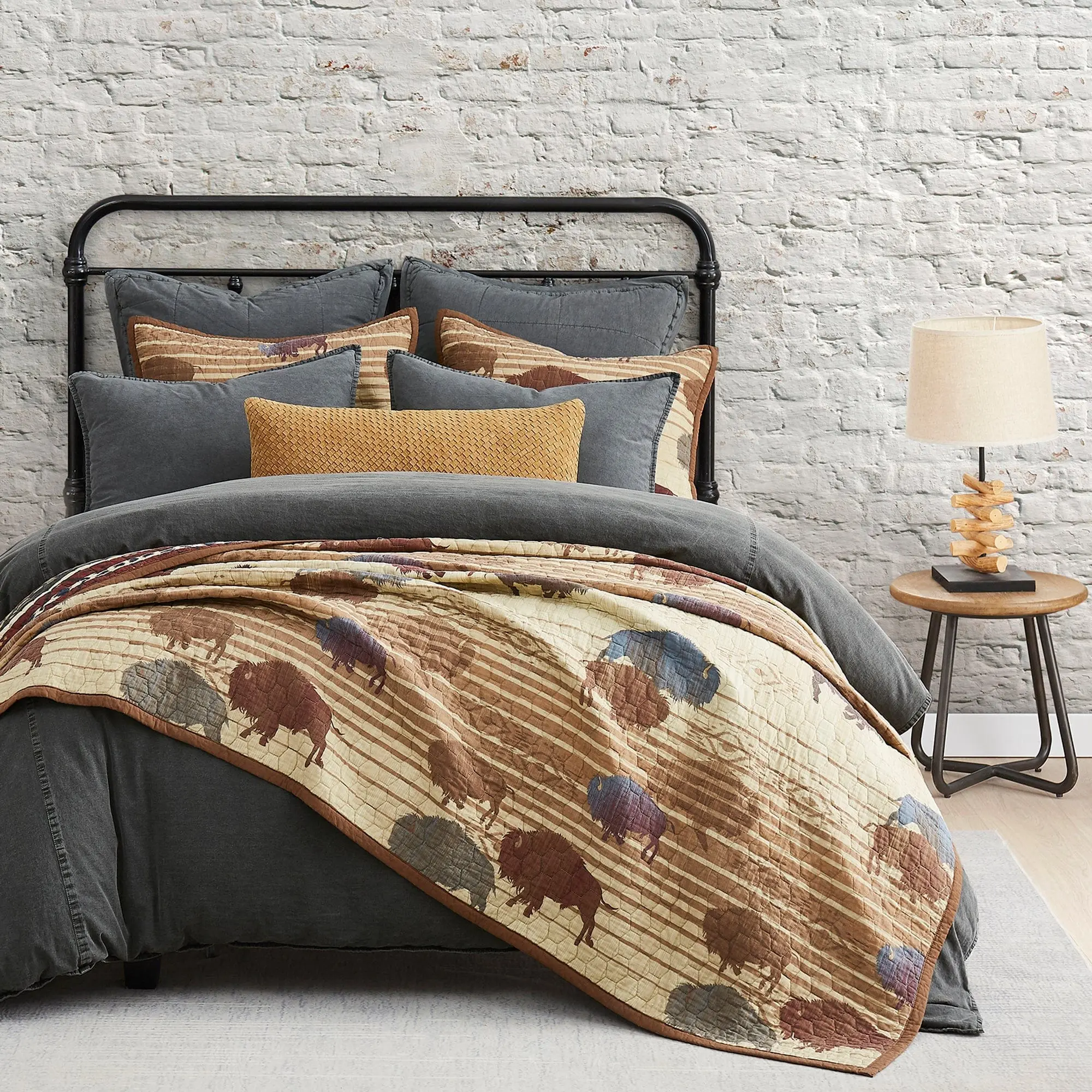 Home on the Range Reversible Quilt Set, Twin & King