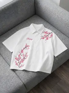 Unisex White Cropped Short Sleeve Shirt Graphic Floral Watercolor Cherry Blossom Print Japanese Aesthetic Casual Streetwear Top